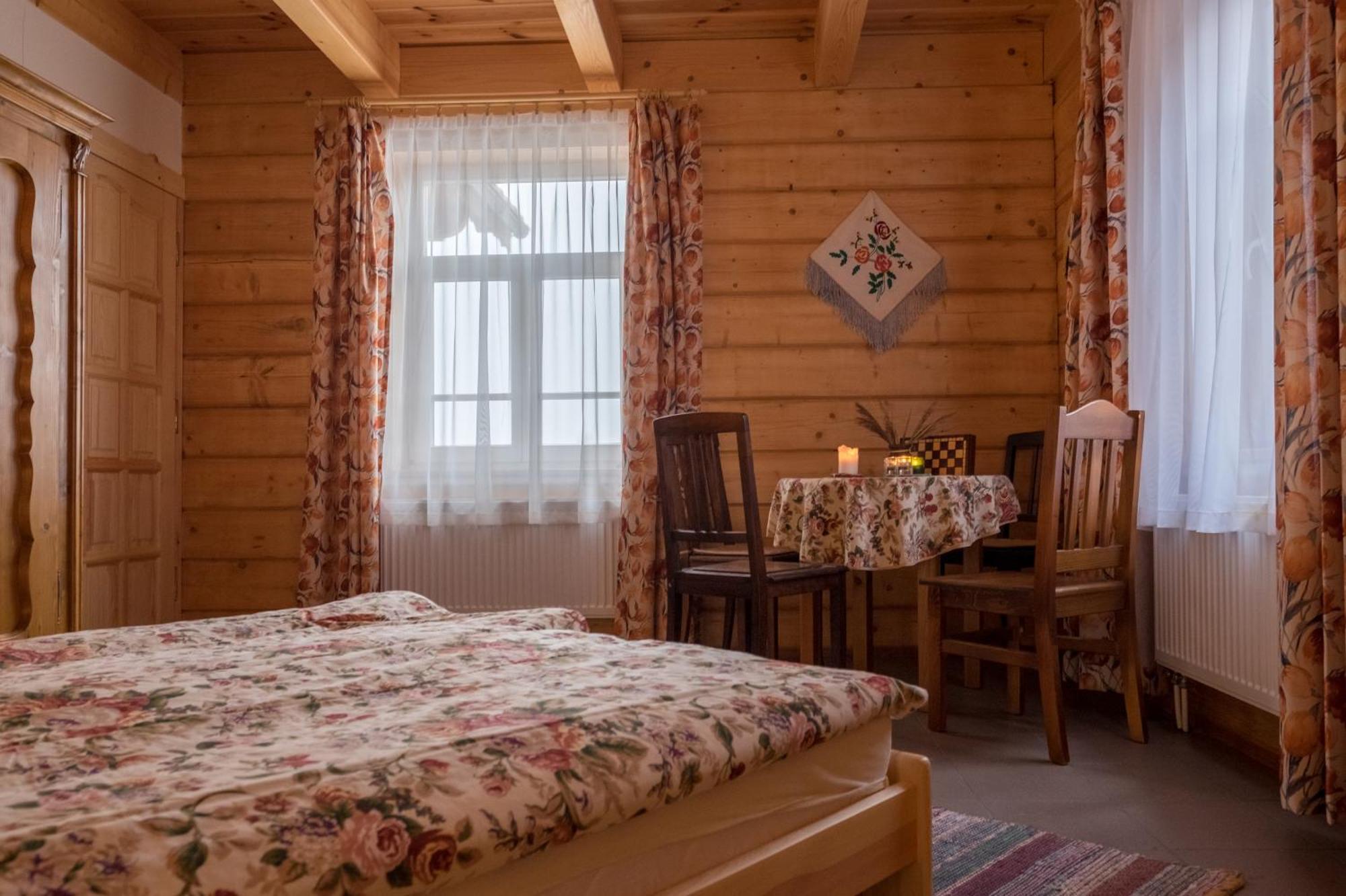 Bed and Breakfast Miodowa Kolonia Białowieża Exterior foto