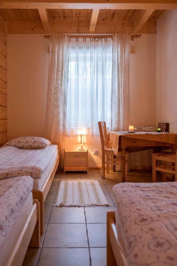 Bed and Breakfast Miodowa Kolonia Białowieża Exterior foto